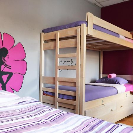 Fancy Hostel Загреб Экстерьер фото