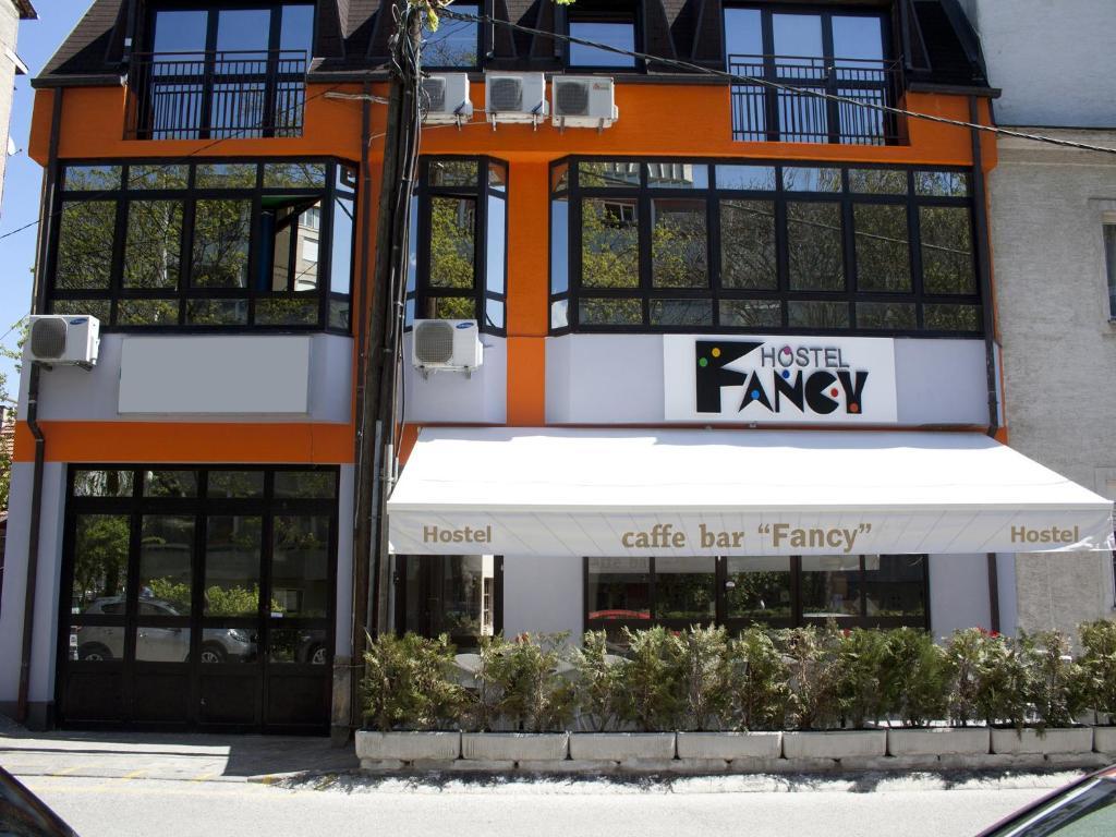 Fancy Hostel Загреб Экстерьер фото