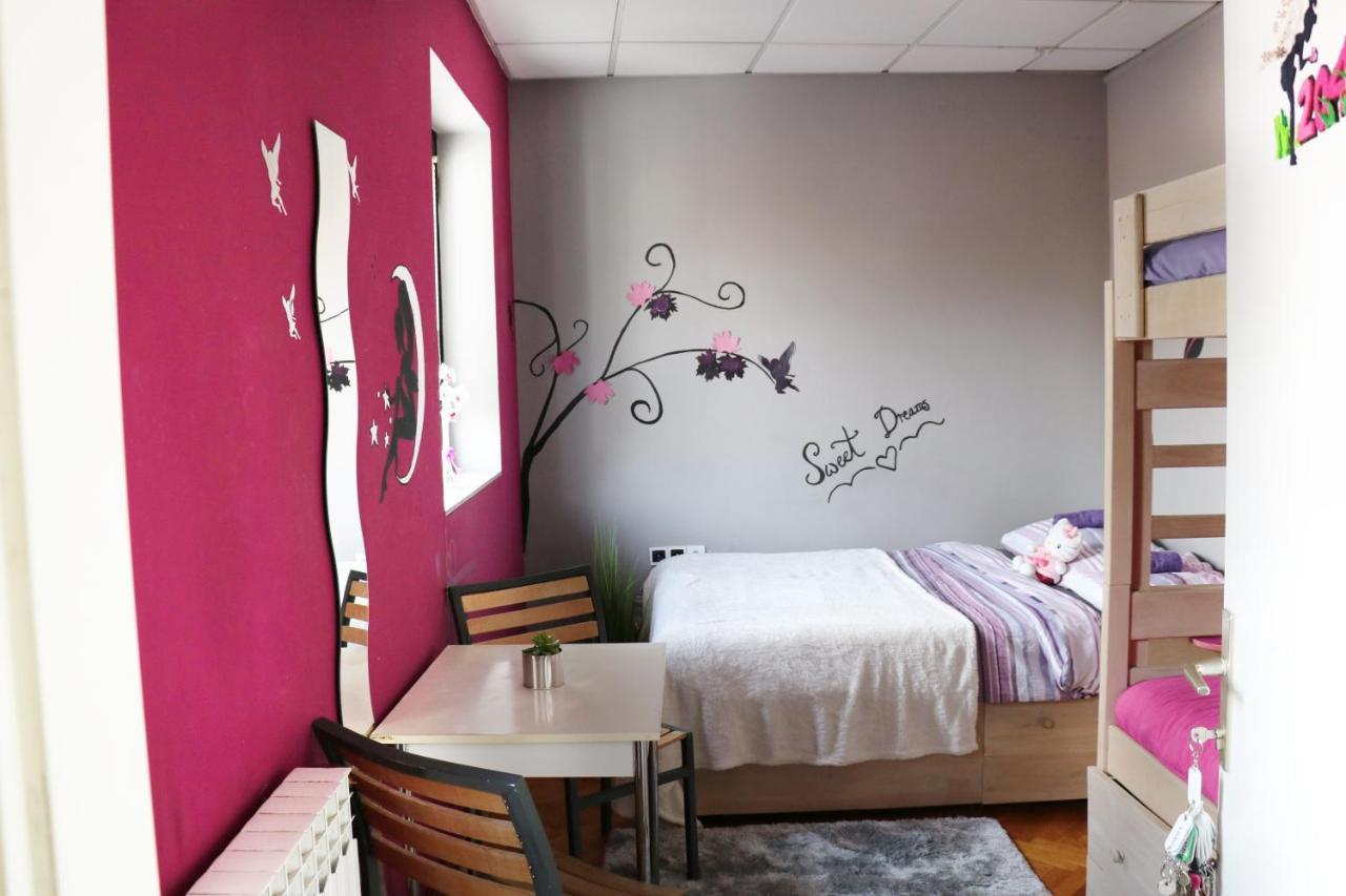 Fancy Hostel Загреб Экстерьер фото